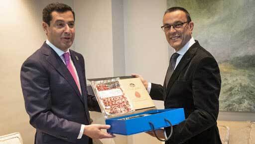 Caraballo espera que Moreno aporte soluciones esta tarde a la preocupación de los ayuntamientos ante el curso escolar