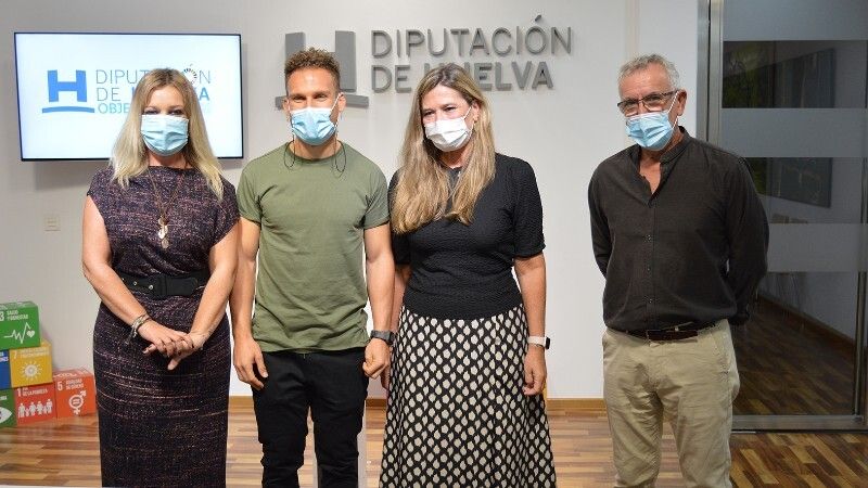 Presentado en la Diputación el corto 'Se van sus naves' del sanjuanero Elías Pérez