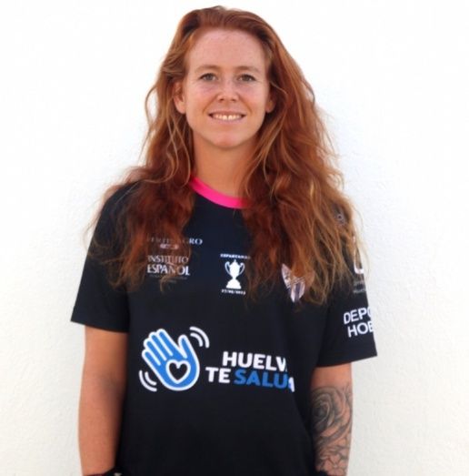 Emily Dolan, una portera vegana en el Sporting: 'No puedo quejarme de la gastronomía onubense'