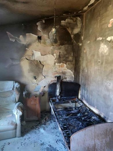 Varios afectados por inhalación de humo tras un incendio declarado en la residencia de ancianos de Almonte