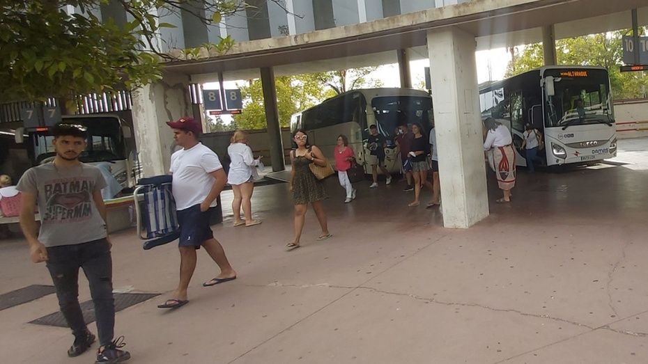 El runrún: El mal trato de Damas