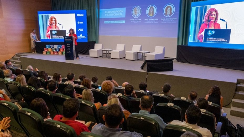 José Blanco inaugura el seminario 'Claves para Gobernar el Desarrollo Sostenible'