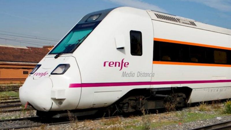 Una avería en las instalaciones ha tenido parado una hora en La Palma al Alvia que va de Huelva a Madrid