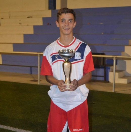 Un jugador del Manzanilla CF acaba inconsciente en el hospital tras ser agredido por un rival del Aljaraque
