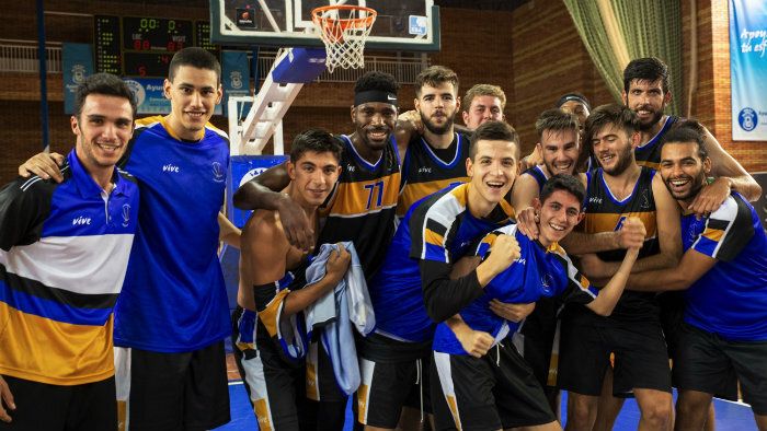 Un enorme Juan Toledo noquea a Utrera (88-83)