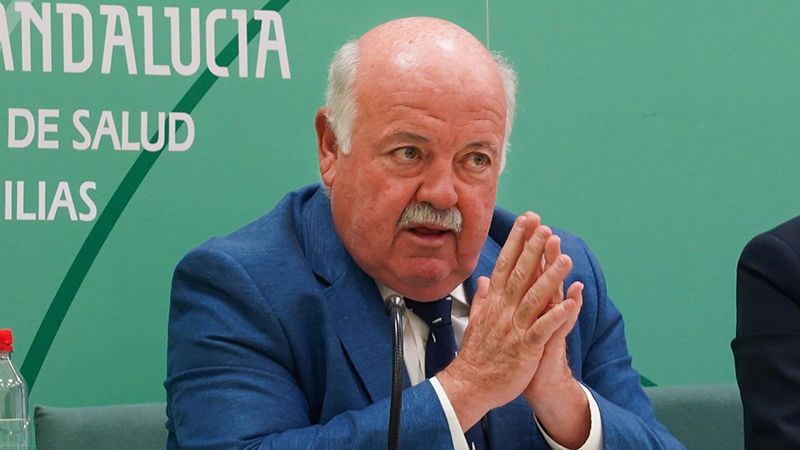 El consejero de Salud destaca el trabajo para intentar prevenir intoxicaciones
