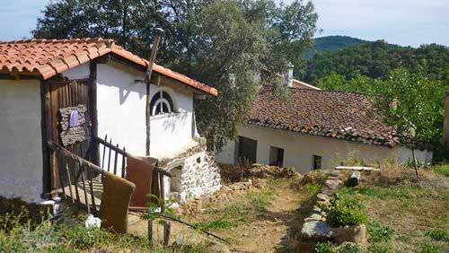 Piden dos años de cárcel para la exalcaldesa de Alájar por el poblado del 'Calabacino'