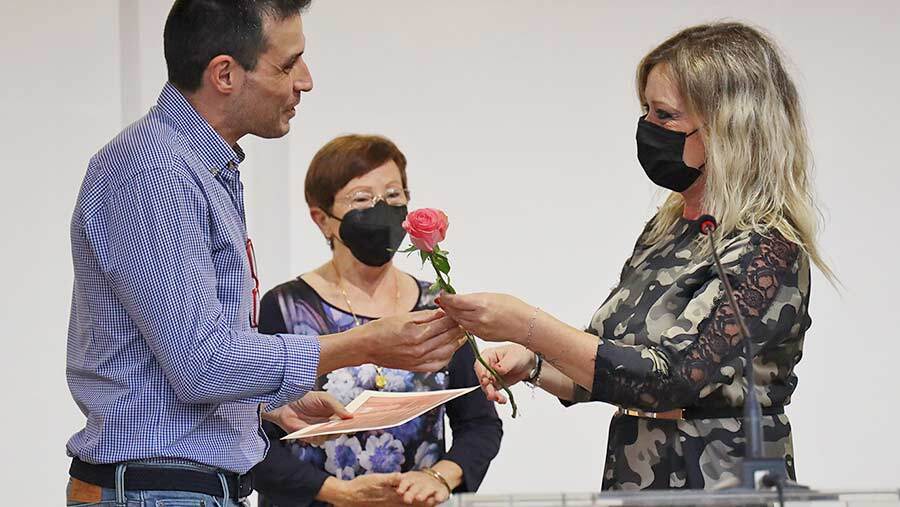 David de Juan Marcos gana el II Certamen Literario 'Villa de San Juan del Puerto-Cátedra Diego Rodríguez de Estrada'