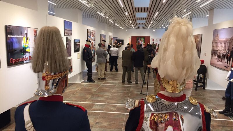 La historia de la Guardia Real llega a la Sala de la Provincia
