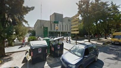Denuncian la 'dejadez' de la Junta en la entrega de vestuario al personal laboral