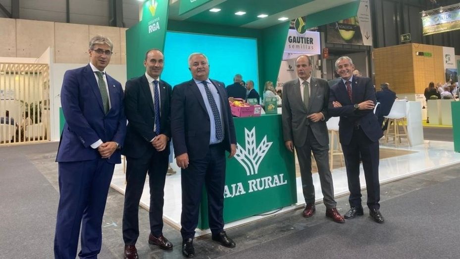 Caja Rural del Sur asiste a 'Fruit Attraction 2022' al lado del sector hortofrutícola
