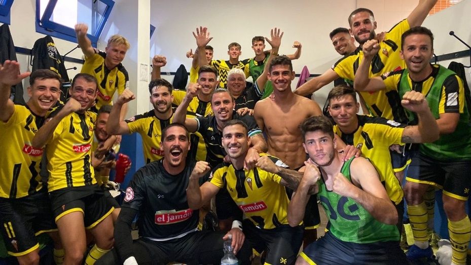 El San Roque se reafirma en Vélez (0-2)