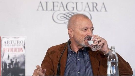 La 'revolucionaria' nueva novela de Pérez-Reverte