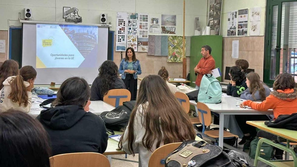 El Centro 'Europe Direct' de la Diputación organiza dos talleres sobre voluntariado en la UE