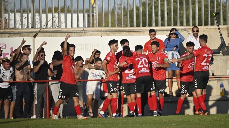 Empate de mérito del Cartaya (1-1), primera victoria del Bollullos en Tercera Federación (2-1) y derrota del Ayamonte (1-0)