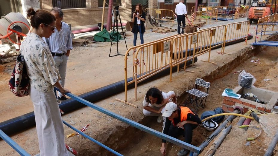 Las obras de las calles del centro sacan a la luz nuevas 'evidencias de la Huelva Tartésica' que, sin embargo, no paralizan los trabajos