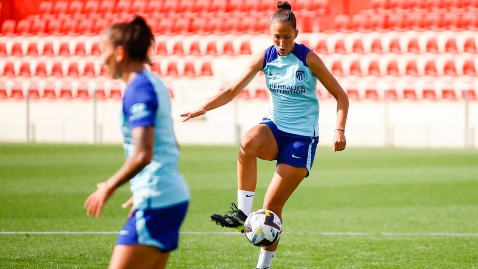 El Sporting Huelva, sin complejos en la 'nueva casa' de Cinta Rodríguez