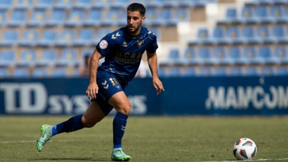 Manu Ramírez: 'Mi padre es socio del San Roque y va a todos los partidos, pero este domingo tirará para el UCAM Murcia'