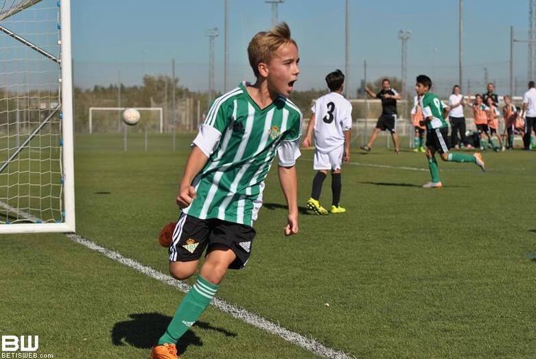 Julen Guerrero lleva al riotinteño Mario Peregrina a la Selección Española Sub-16