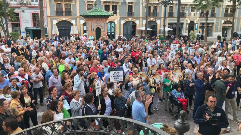 La Plataforma organiza una caravana de coches por la llegada del AVE a Huelva