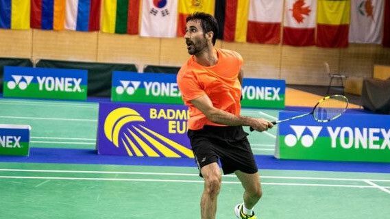 Pablo Abián cae pronto en el Internacional de Gales