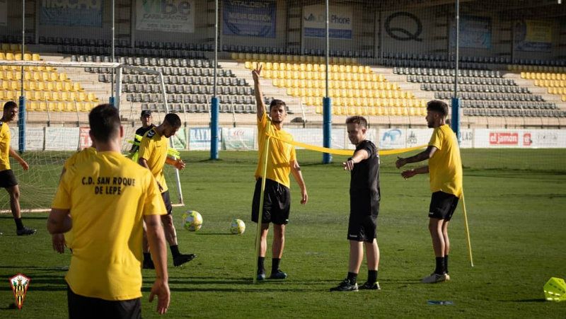 El San Roque viaja a Utrera en plena resurrección