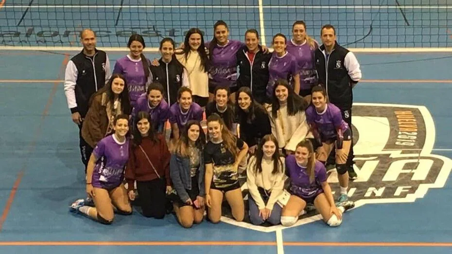 Indignación ante una injusticia, la denuncia del equipo de voleibol sénior femenino de Gibraleón