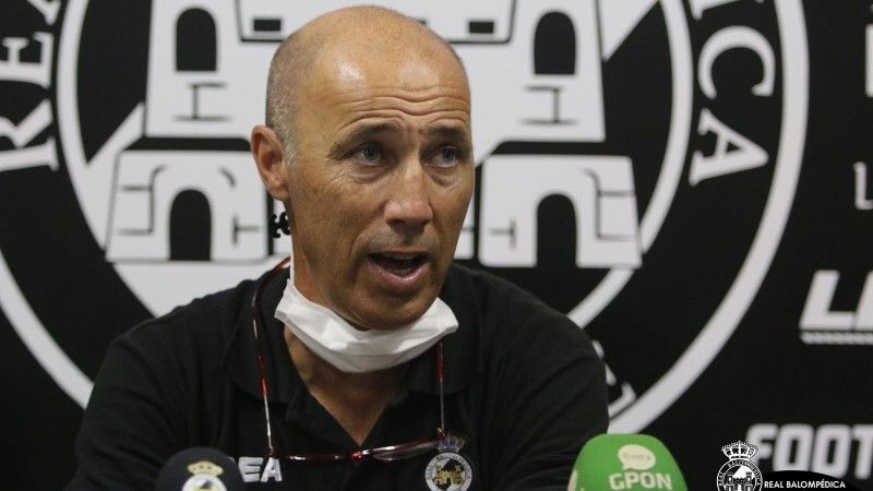 Calderón: 'Para mí el Recre tiene mejor plantilla que la pasada temporada'
