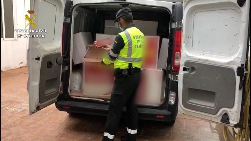 Sorprendido con 1.749 cartones de tabaco de contrabando en La Palma