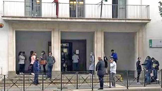 El Colegio de Abogados pide medidas para evitar aglomeraciones a las puertas del juzgado