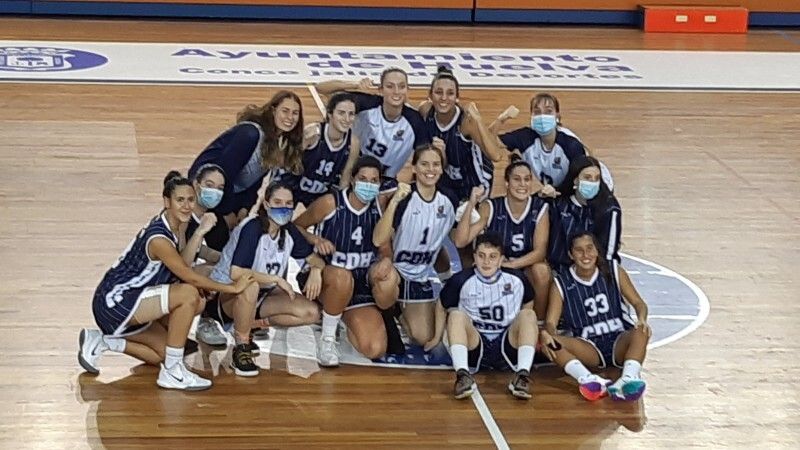 El Ciudad de Huelva aplasta al Náutico y es líder y ganan Aljaraque y Palos