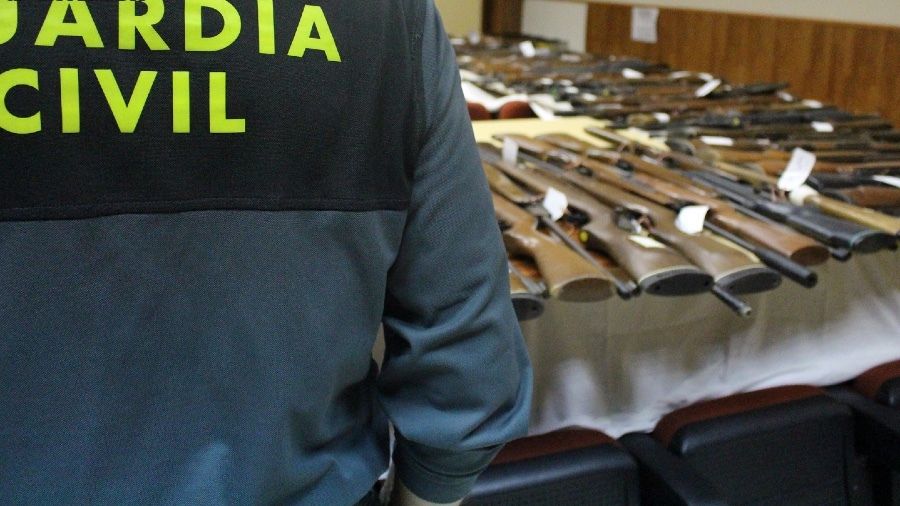 La Guardia Civil de Huelva organiza una subasta de 770 armas de distintos tipos