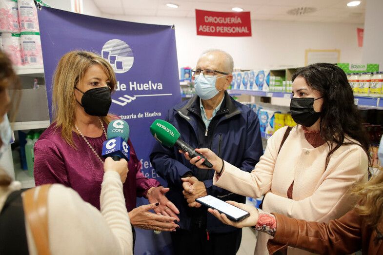 El Puerto renueva su colaboración con el Economato Resurgir tras la pandemia