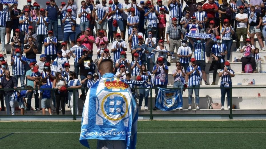 Chendo, un ejemplo dentro y fuera del campo
