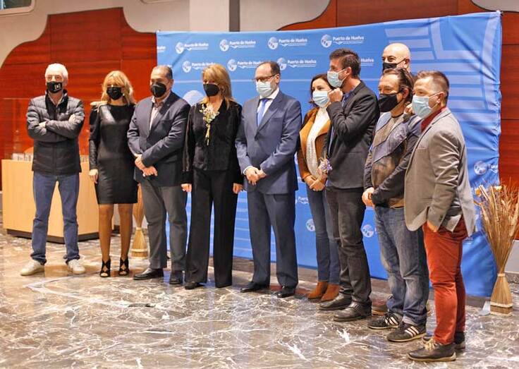 'Huelva y sus Fotógrafos' entrega los premios 'Carrete' en la gala de su décimo aniversario