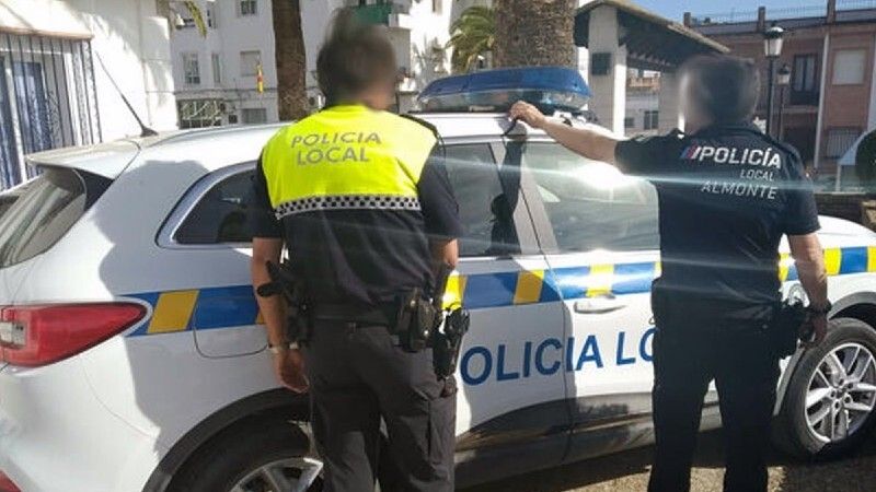 CCOO avisa al Ayuntamiento de Almonte que “no permitirá policías interinos'