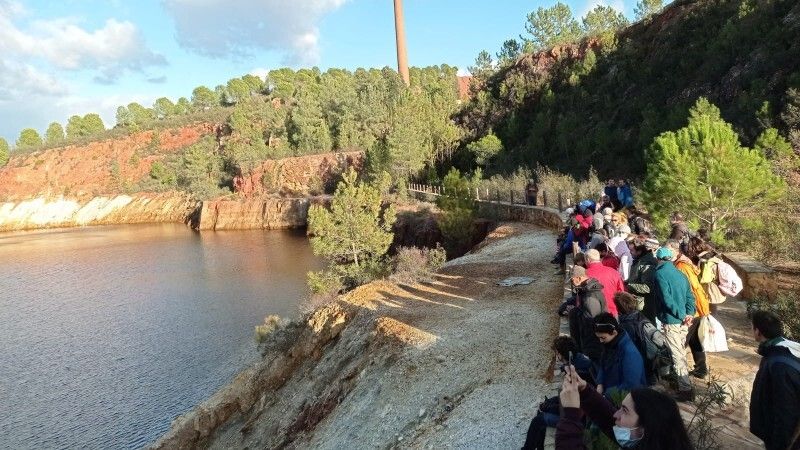 Diversos colectivos onubenses se unen para organizar una jornada de repoblación forestal en la Sierra