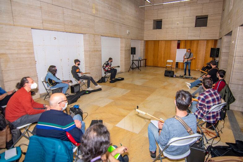 Ludovico Vagnone imparte este fin de semana en la capital un curso de guitarra eléctrica