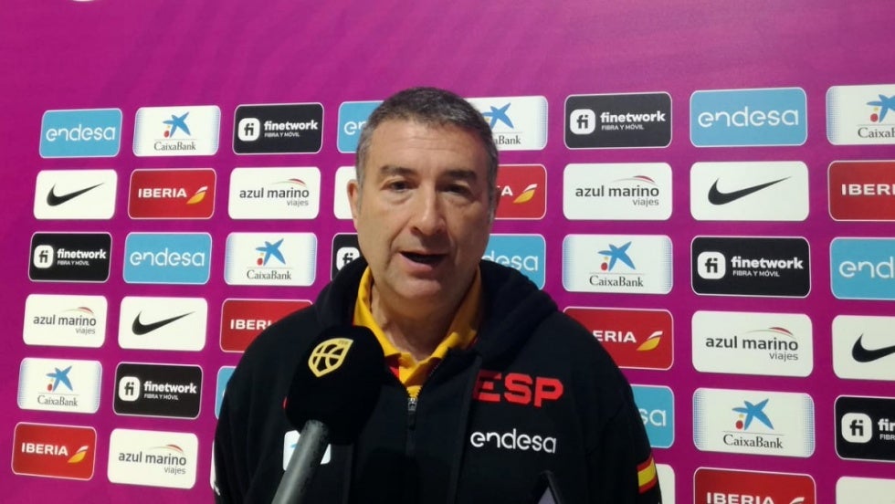 Miguel Méndez: 'Espero que todo el mundo venga a ayudarnos y a disfrutar de la selección'