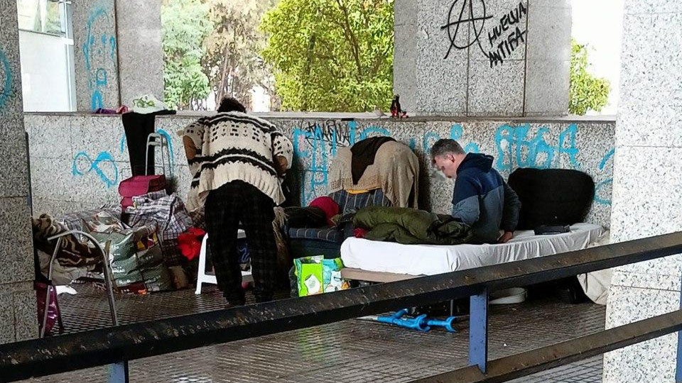 Dirección: plaza del Titán, sin número