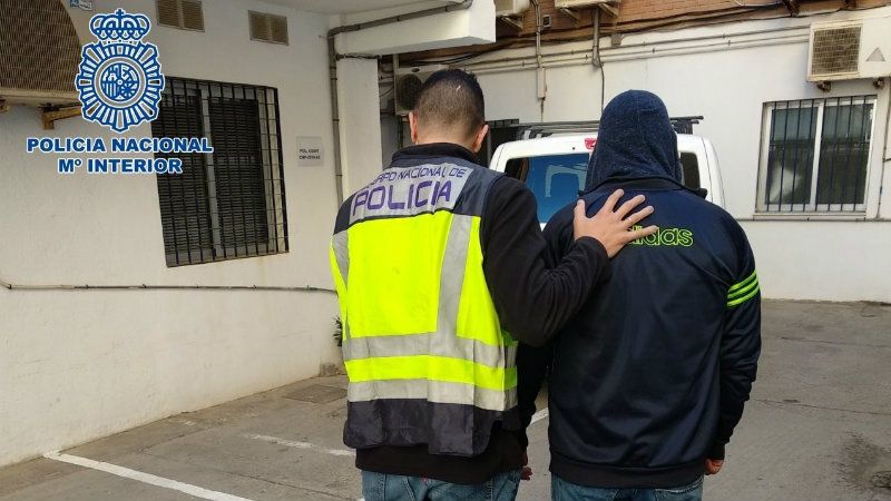 Detienen a un fugitivo buscado por la polícia rumana desde 2015 y que tiene causas judiciales pendientes en Valverde