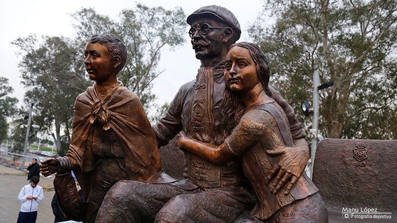 Sergio Sánchez repasa todos los detalles del monumento a la afición