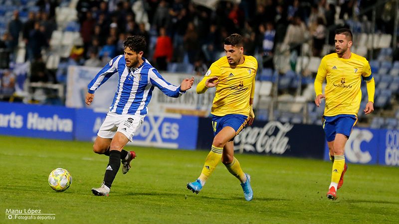 El Recre abre una brecha de siete puntos con el descenso