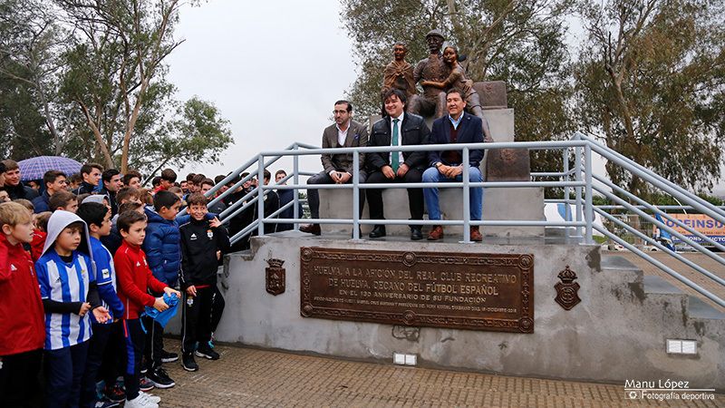 Sergio Sánchez repasa todos los detalles del monumento a la afición