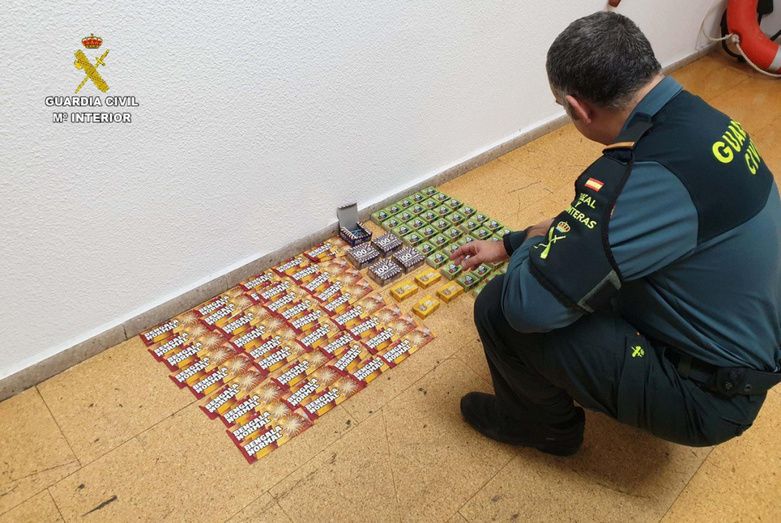 La Guardia Civil interviene más de 3.000 unidades de material pirotécnico