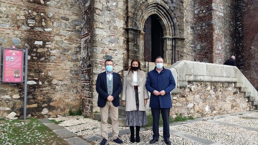 La Junta invierte más de 50.000 euros en la puesta en valor de dos retablos de la iglesia prioral de Aracena