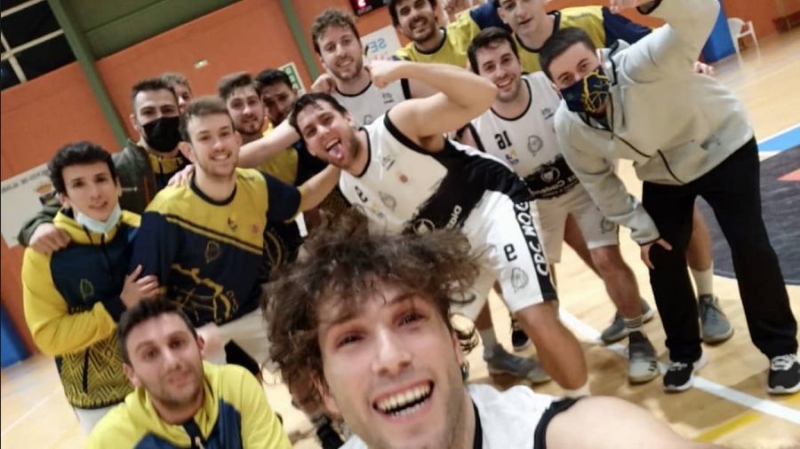 Moguer despide el año ganando a Labradores y Palos cayendo con el Coria