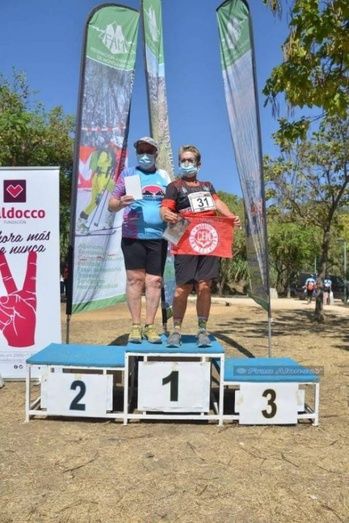 Josefa, estrella de la Marcha Nórdica a los 75: 'Competía contra los de 60 porque no había de mi edad'