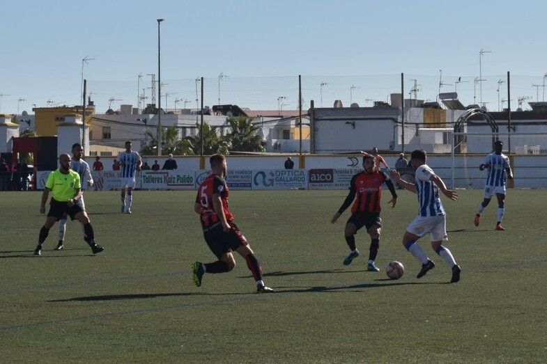 Peter desatasca al peor Recre (0-1)