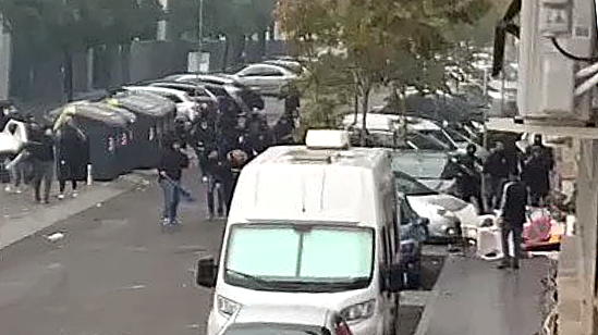 Ultras del Recre destrozan un bar y varios vehículos en las inmediaciones del Arcángel